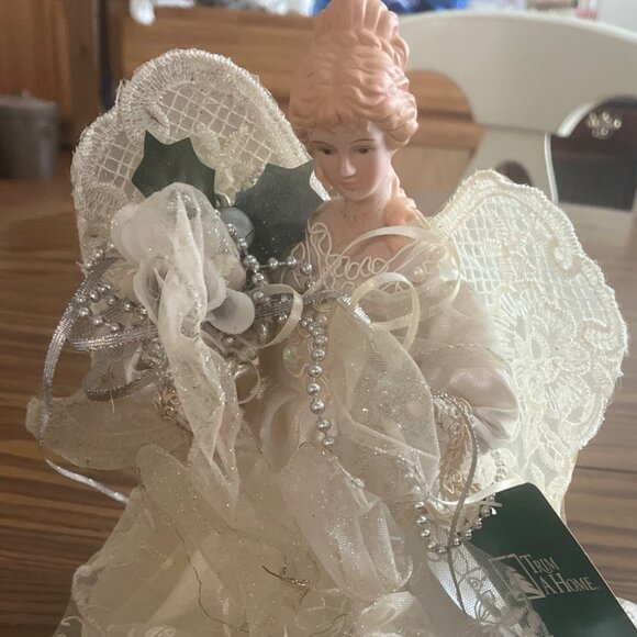K-Mart Trim a Home Angel Christmas tree topper - Picture 1 of 8